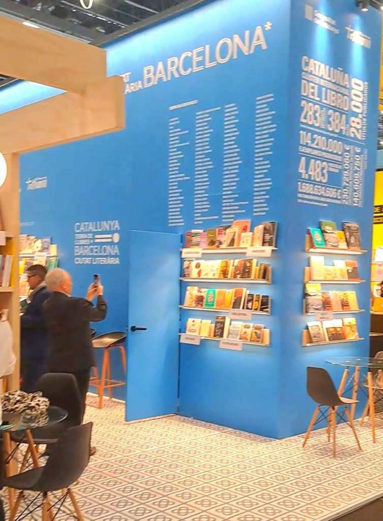 stand-barcelona-ciudad-invitada-de-honor-feria-fil-guadalajara-mexico-2025