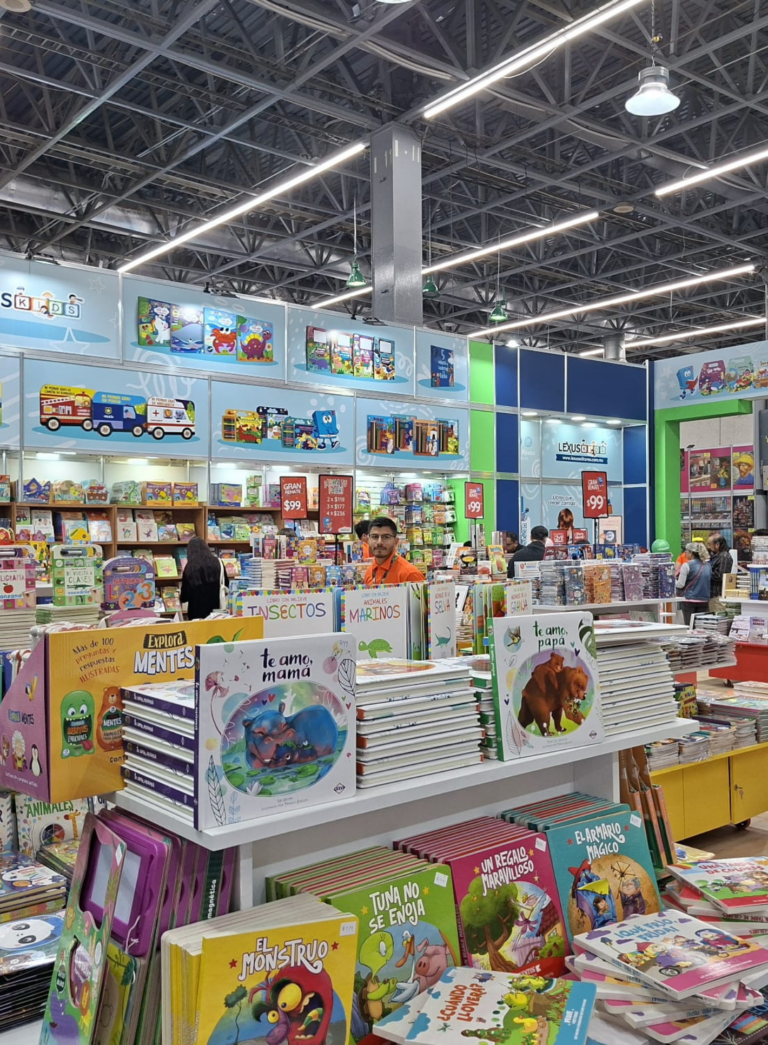 stand-lexus-libros-infantil-gil-guadalajara-2025